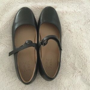 Naturalizer Black Leather Mary Jane Flats 8.5